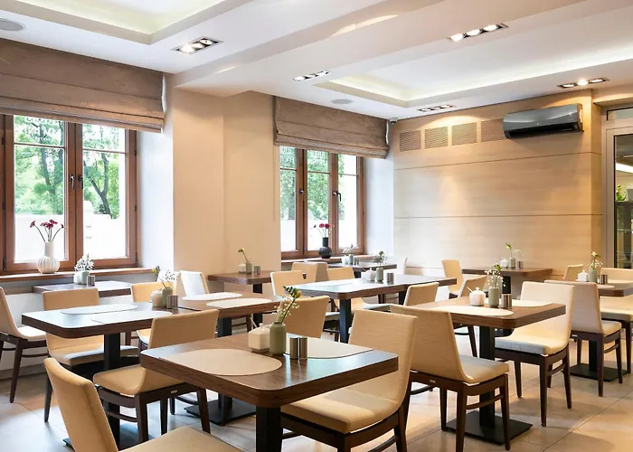 Liv\'Inn Aparthotel